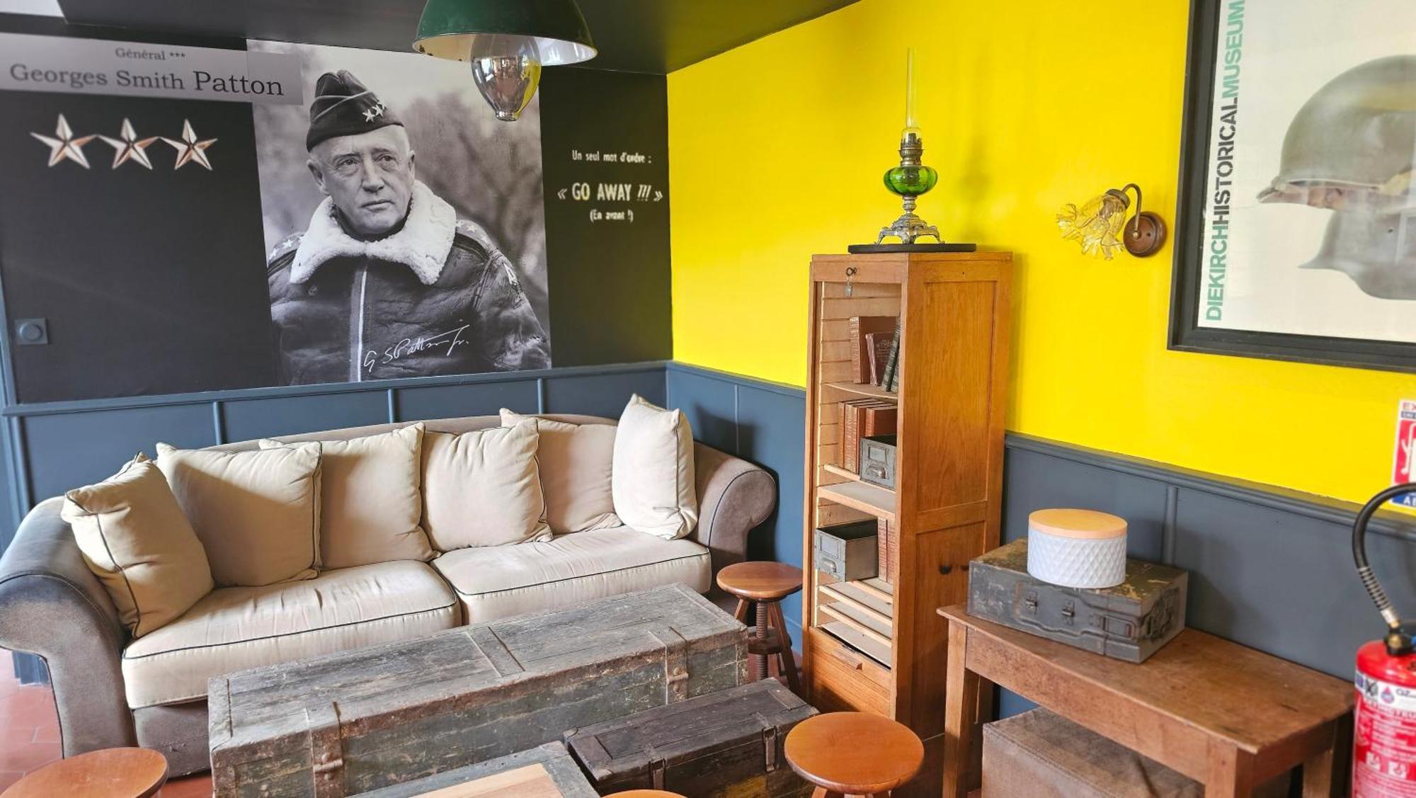 Au Petit Quinquin Hotell Céaux Exteriör bild